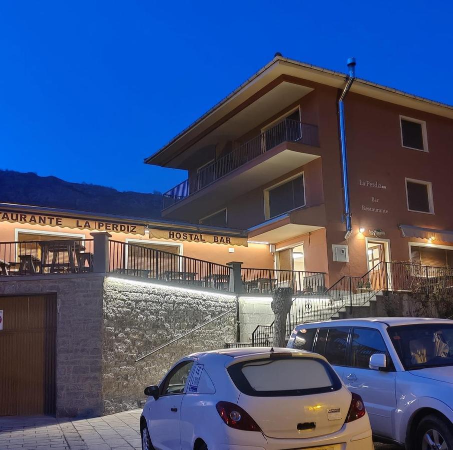 Treselcorral Hotel Sotres Exterior photo